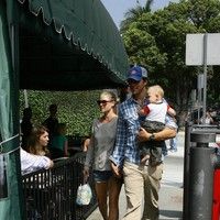 Ali Larter with husband Hayes MacArthur leaving Hugo's restaurant photos | Picture 77079